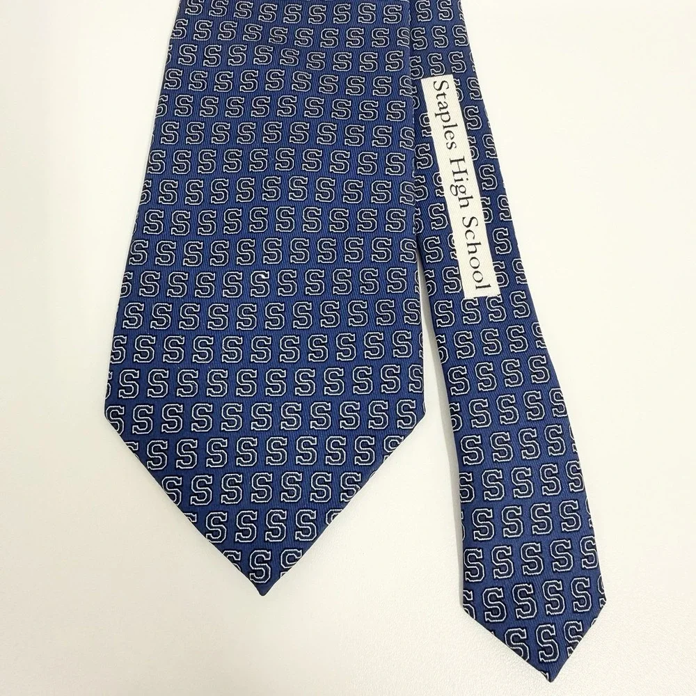 Vineyard Vines Mens Tie Staples High School Blue Silk USA 3.5